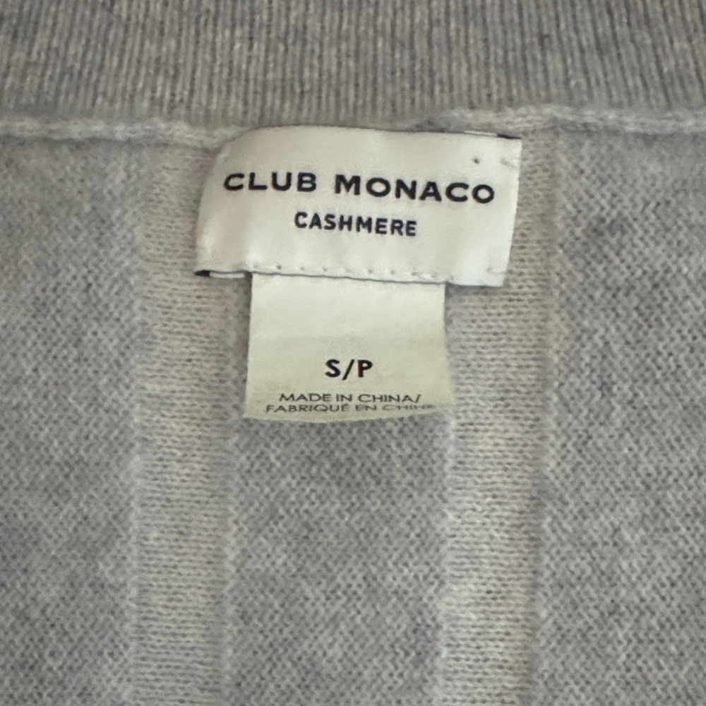 Club Monaco Grey Cashmere Sweater worn once Super soft very flattering-